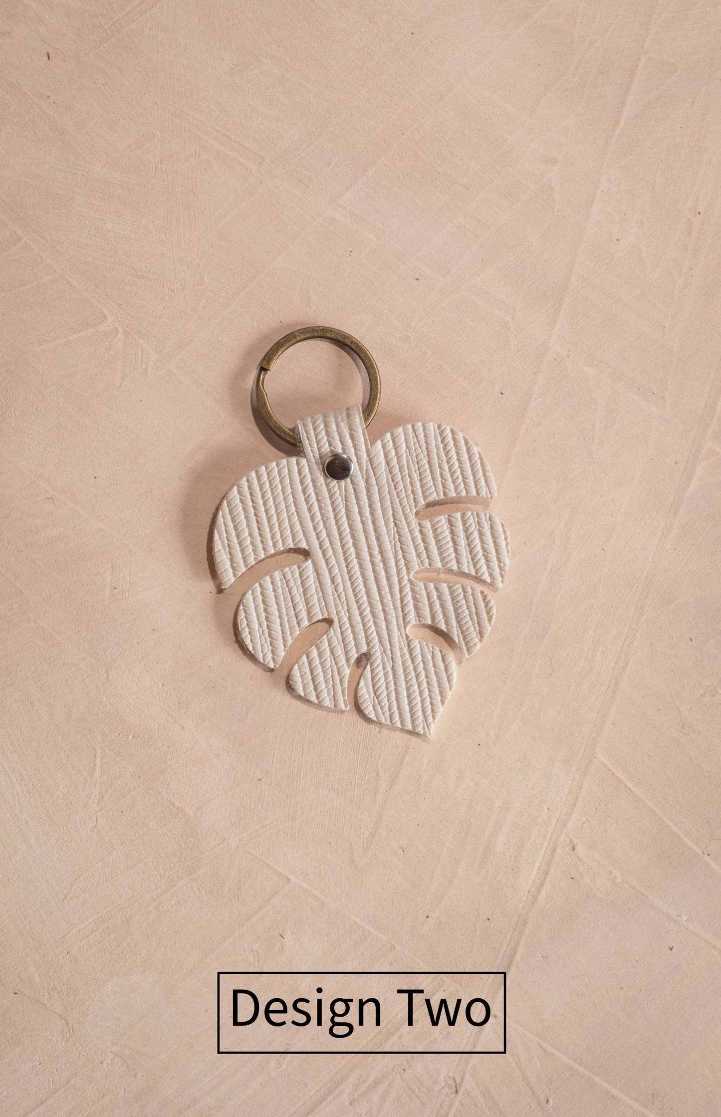 Monstera Deliciosa Keychain